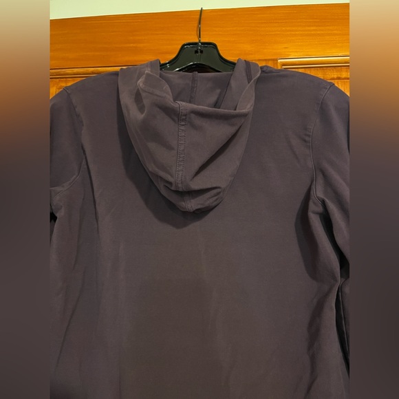 EUC Womens Medium Eggplant Zip Up - Picture 4 of 4